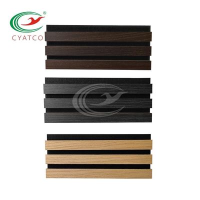 Pannelli di pareti in legno lineari privi di formaldeide nell'architettura commerciale